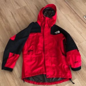 Men’s North Face Gore Tex Jacket Size L